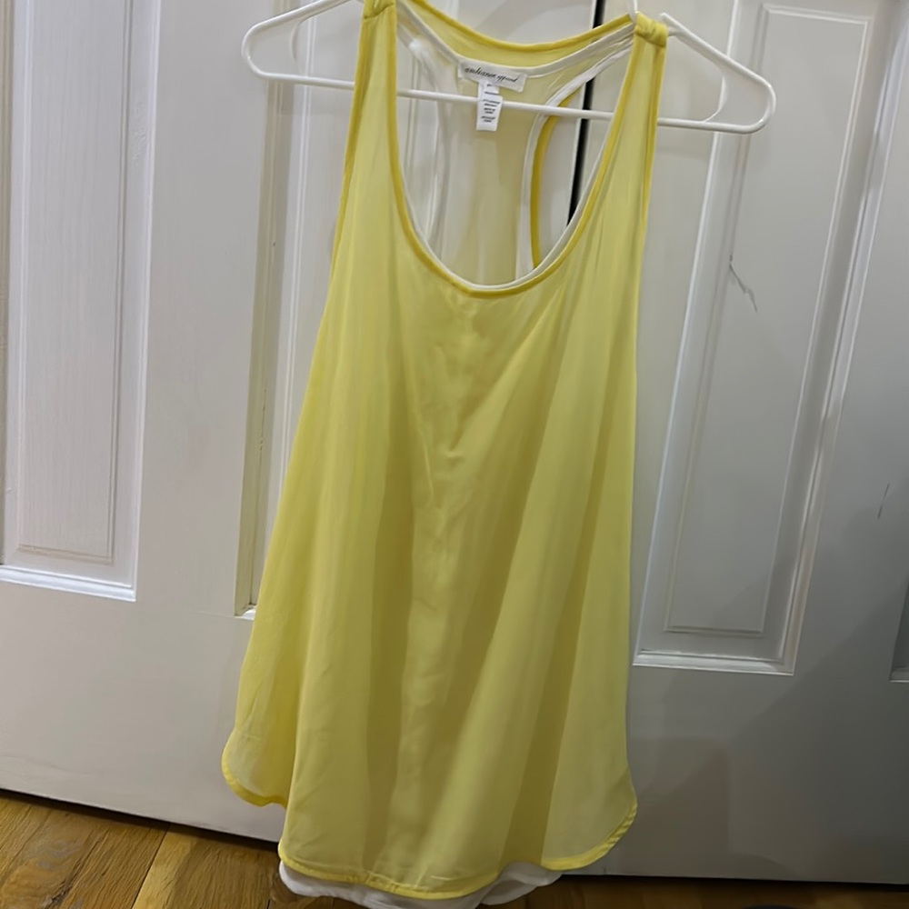 Size M top